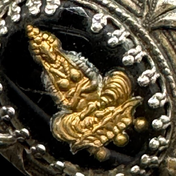 Vintage Earrings Screwbacks Royal Crest Silver Tone & Black Goddess Meditation - Picture 2 of 7